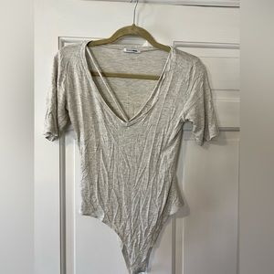 Fashion Nova Mid Sleeve deep V body suit in grey